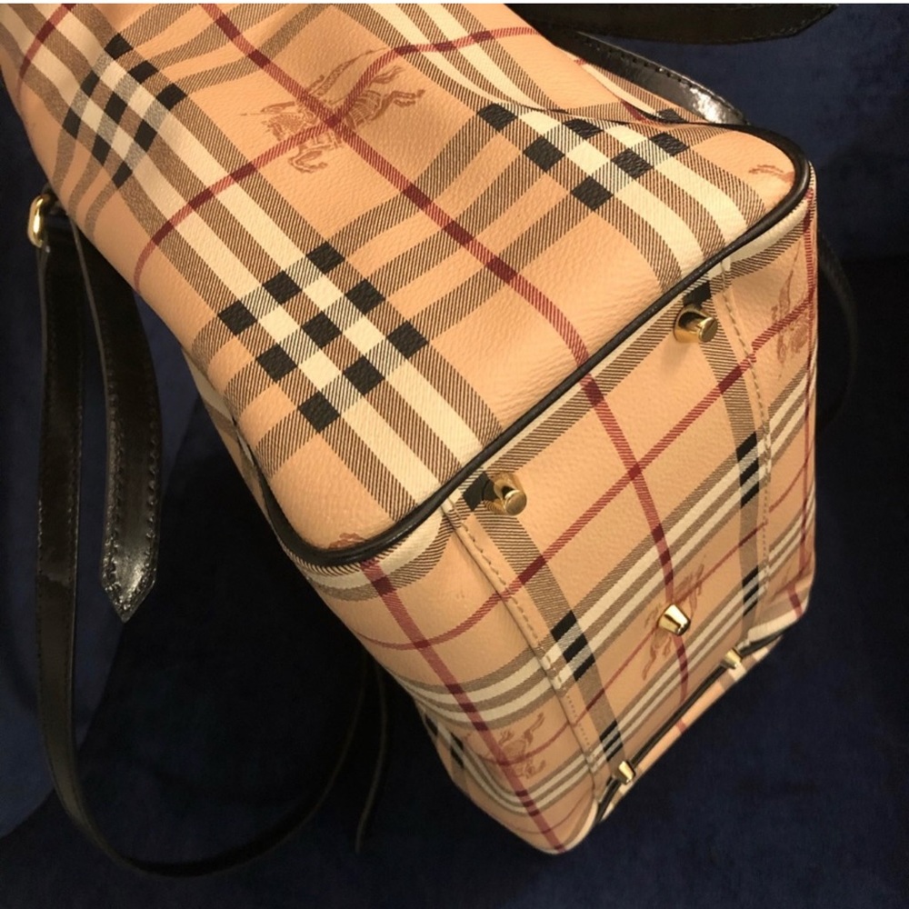 Authentic Burberry Tote - Picture 9 of 11